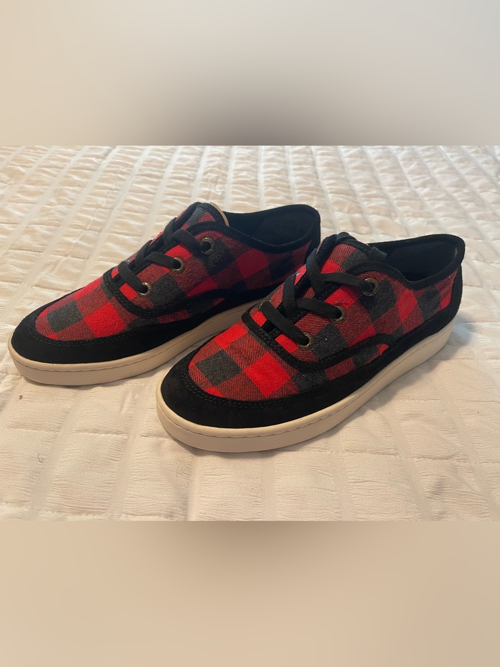 Zodiac Red & Black Plaid Low-Top Leather Sneakers